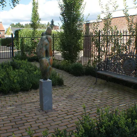 فيلة Aan De Hammermolen Neer